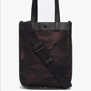 Lululemon Now and Always mini tote 8L - Camo